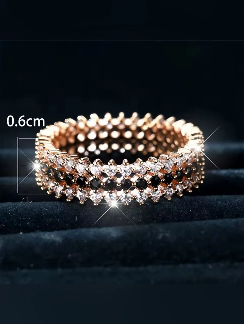 Elegant Rose Gold Stackable Crystal Band Ring - Black & White Stones